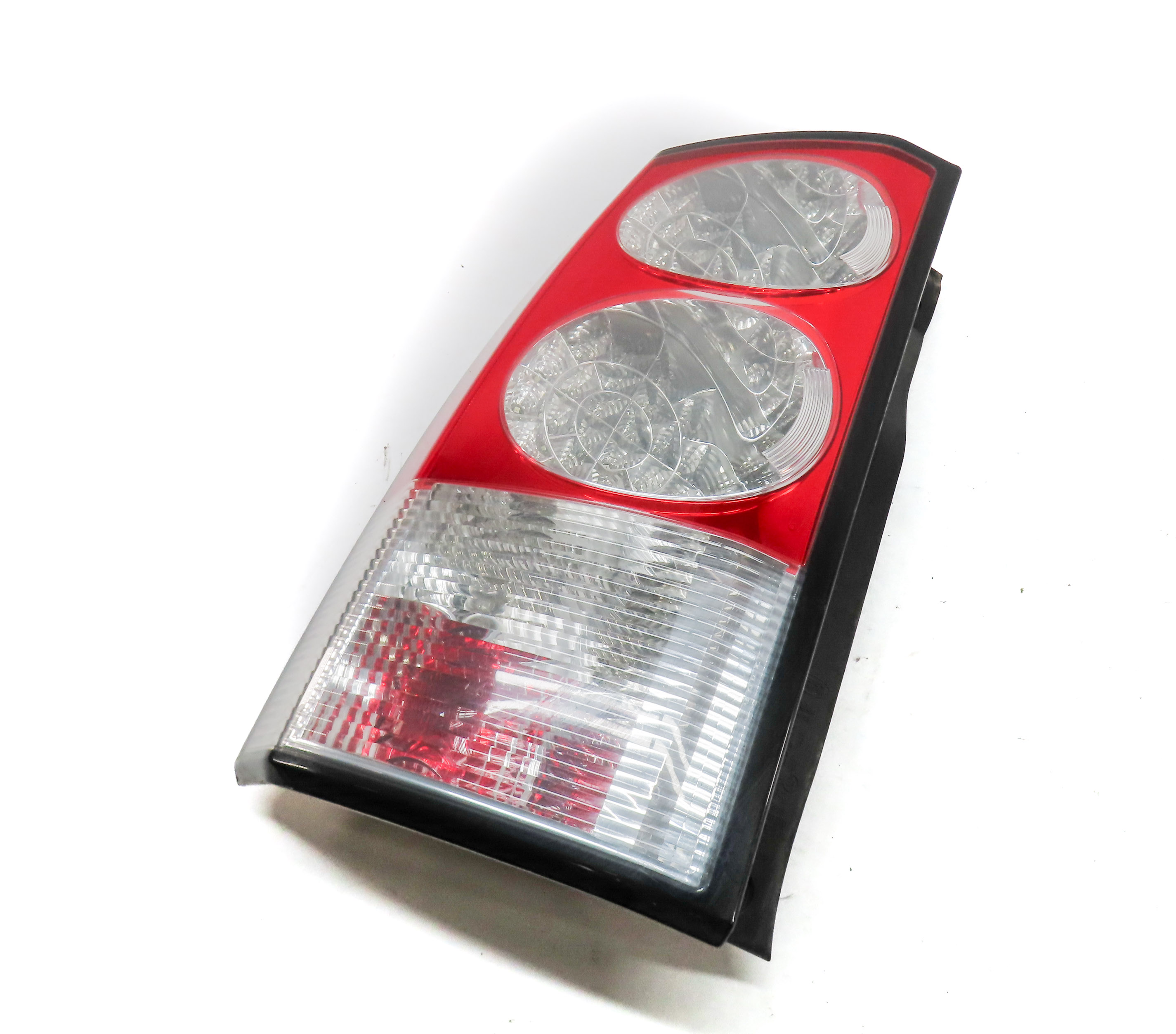 2010-2013 LAND ROVER LR4 - LEFT DRIVER QUARTER PANEL TAILLIGHT BRAKE LIGHT LAMP — exact item pictured